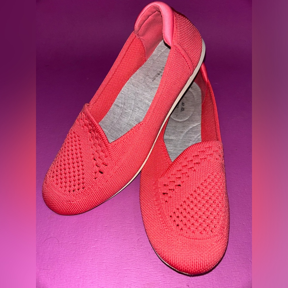 Clarks coral Carly charm loafers with cloud step size 8.5